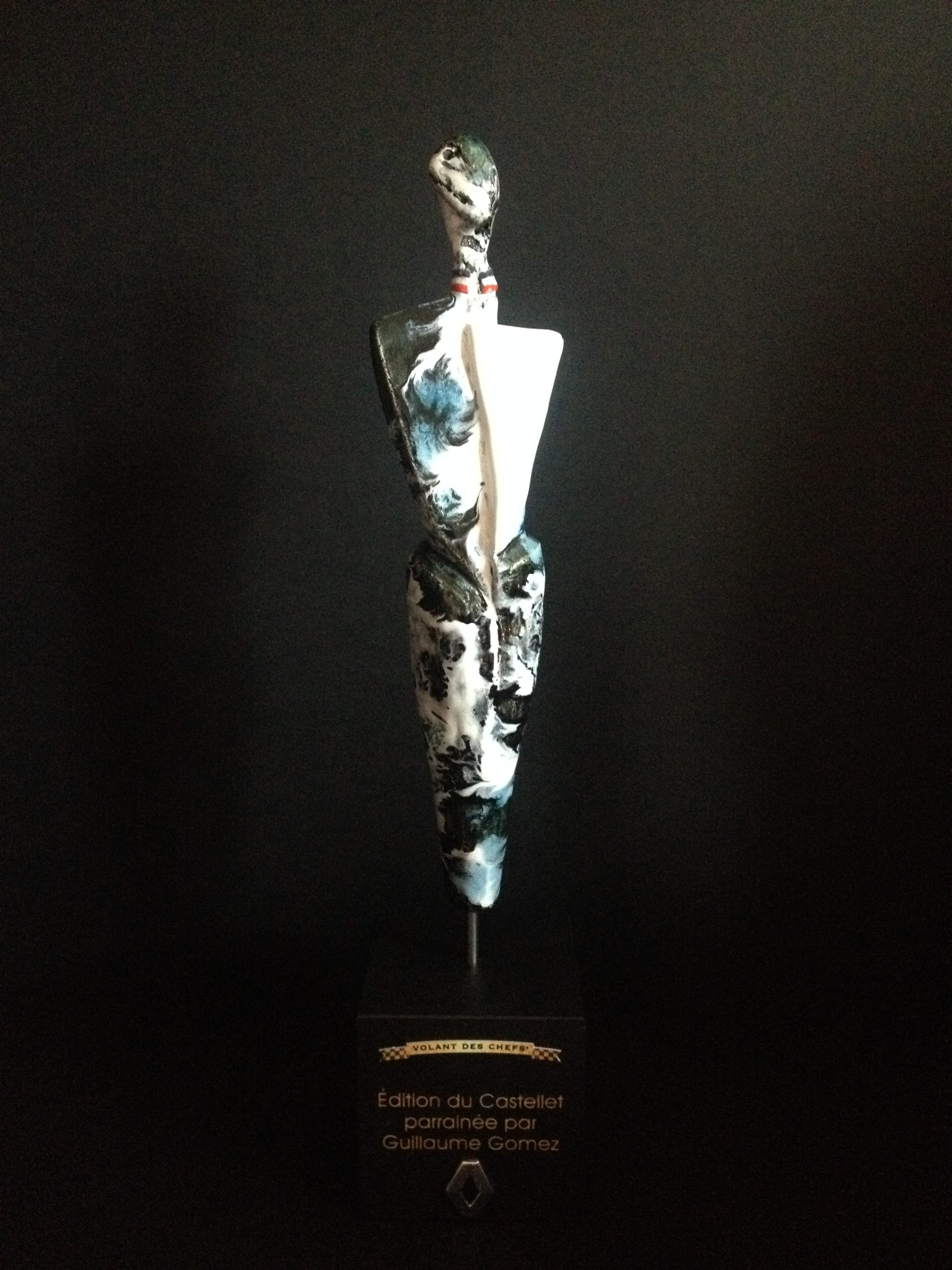 Trophée du Volant des chefs Edition du Castellet remis à Guillaume Gomez